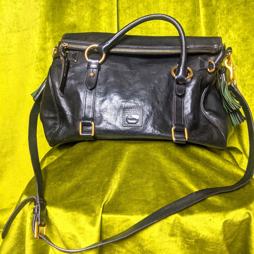 Authentic Dooney & Bourke Florentine Medium